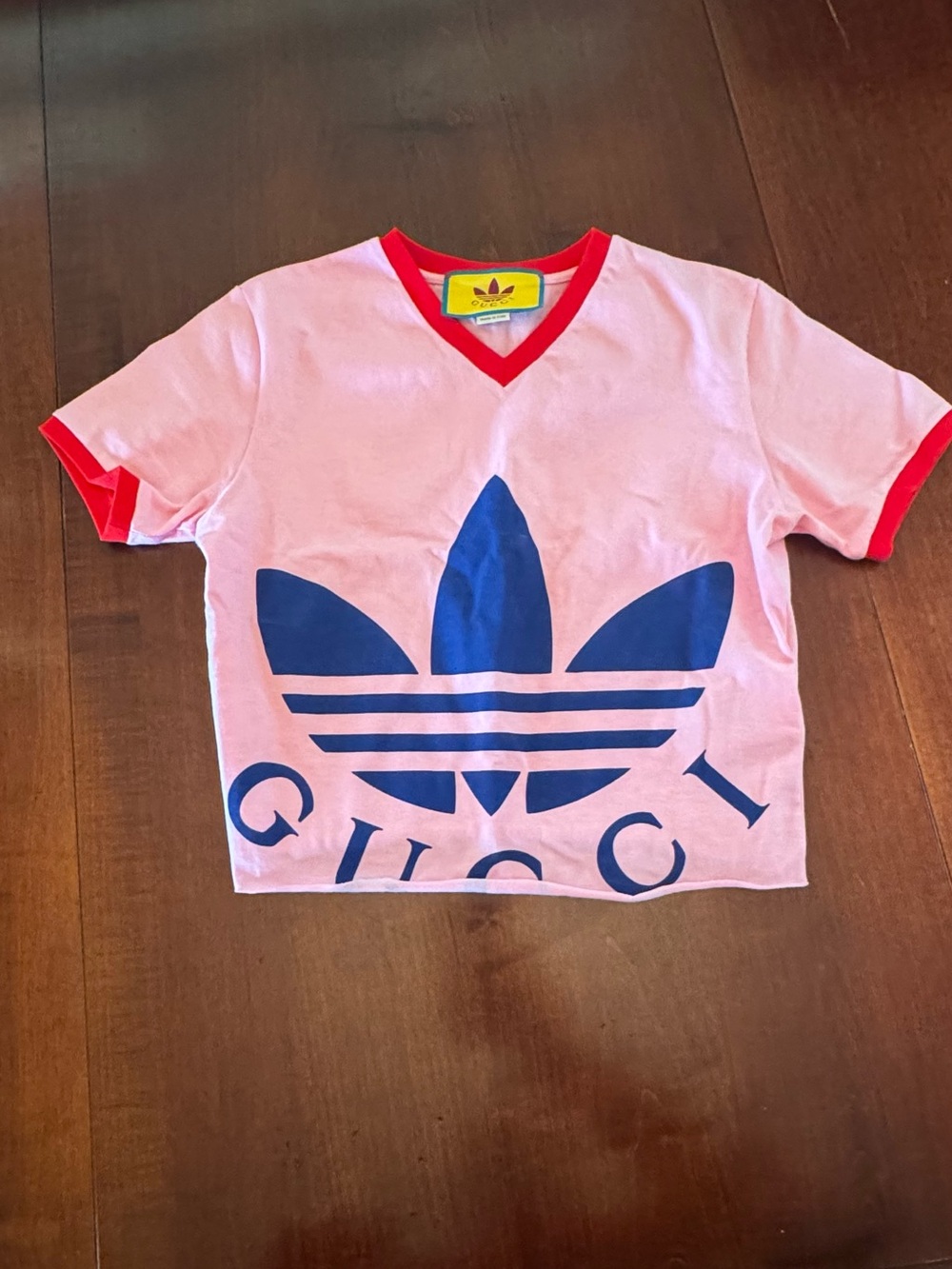 Gucci x Adidas Originals Logo Geometric Print Pink Crop T-Shirt - Picture 4 of 8